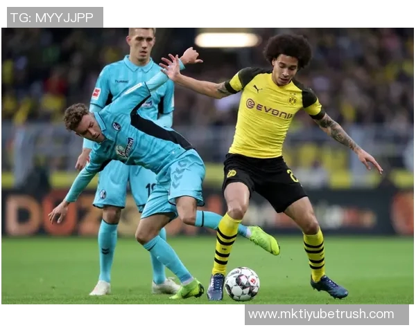 多特蒙德半场领先弗赖堡本塞拜尼进球丘库埃梅卡射门中柱