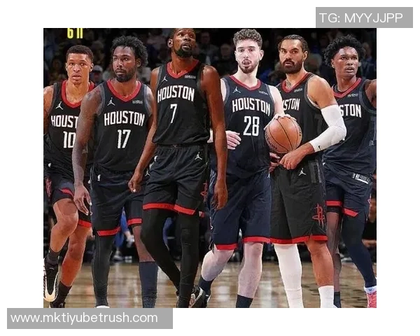 拓记:杨瀚森与夏普联手如申京阿门再添KD争冠希望再度升温 拓记:杨瀚森与夏普联手如申京阿门再添KD争冠希望再度升温