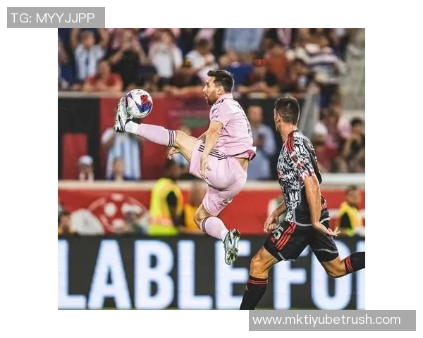 芝加哥队精准传中助攻雷诺兹轻松打空门迈阿密再遭逆转