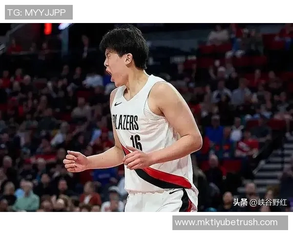 杨瀚森2025赛季精彩表现回顾季前赛单节14分首次首发得分超越周琦