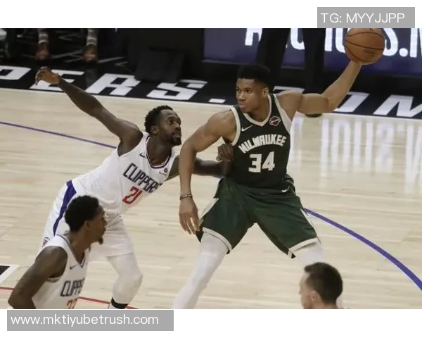 字母哥独木难支31分8板11助难救球队失利局面