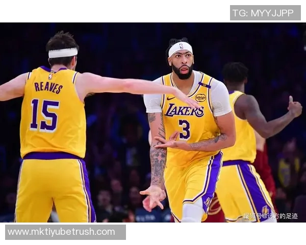 浓眉回应交易传闻表示专注本职工作不受影响